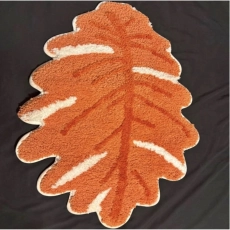 Comfort Leaf-Shaped Floor Mat